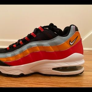 Nike Air Max 95 Black, White-Ocean Sz 6.5y/8 wmns